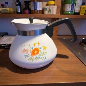 Vintage Corning Ware Wildflower pattern P-104 6-cup teapot, 70s-Vibe GrandmaChic